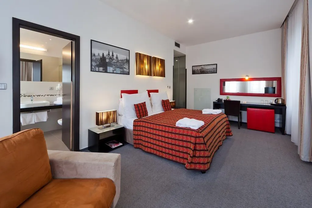 Prague Inn-1